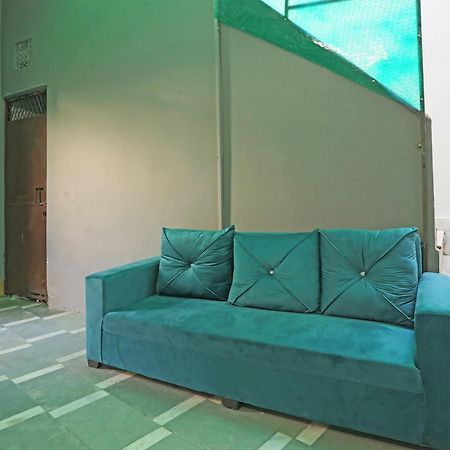 Oyo Kashish Palace Yeni Delhi Dış mekan fotoğraf
