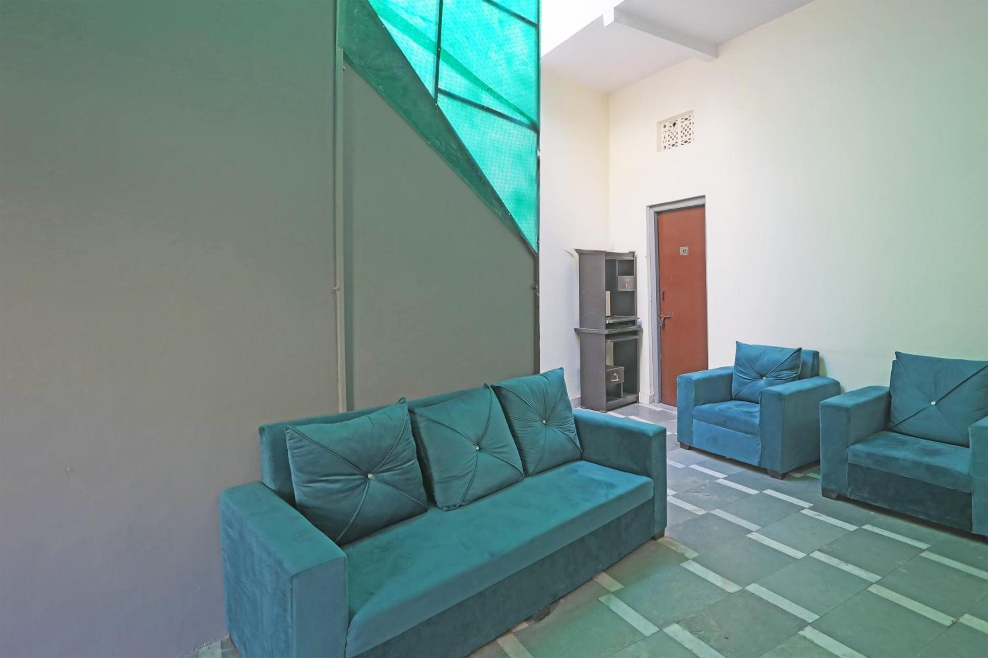 Oyo Kashish Palace Yeni Delhi Dış mekan fotoğraf